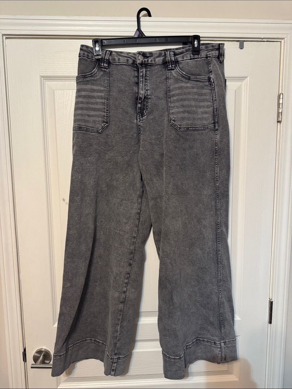 High-Rise Wide-Leg Women’s Jeans in Washed Charcoal Gray